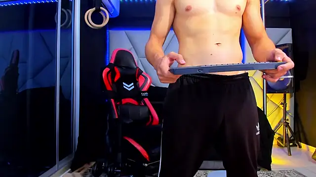 Aydenmiller96 online show from 04/30/26, 03:24