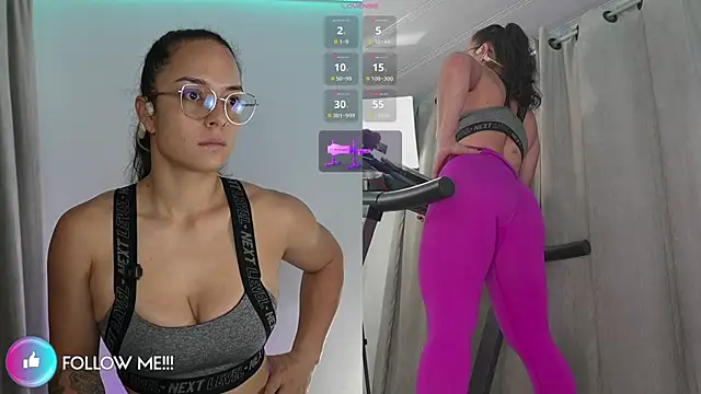 Snapshot of afroditaP_ chatting on 10/25/25, 09:39 afroditaP online show from 10/25/25, 09:39