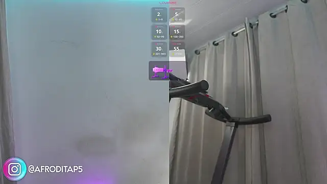 Snapshot of afroditaP_ chatting on 11/30/25, 09:35 afroditaP online show from 11/30/25, 09:35