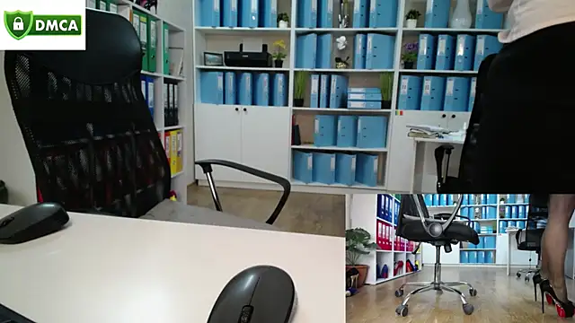 secret-office online show from 04/27/26, 05:38