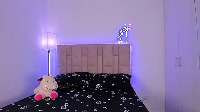 DannaTeen online show from 02/25/25, 06:53