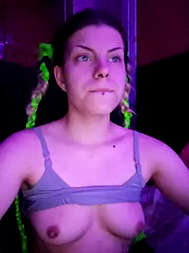 Elunaa online show from 01/11/25, 09:46