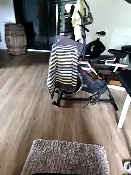 Snapshot of juju156111 chatting on 09/12/25, 02:17 juju156111 online show from 09/12/25, 02:17