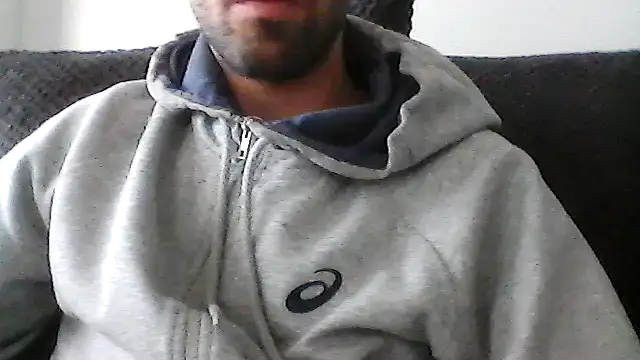 Snapshot of juju156111 chatting on 10/20/25, 01:55 juju156111 online show from 10/20/25, 01:55