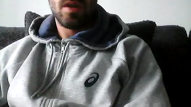 Snapshot of juju156111 chatting on 10/30/25, 09:44 juju156111 online show from 10/30/25, 09:44