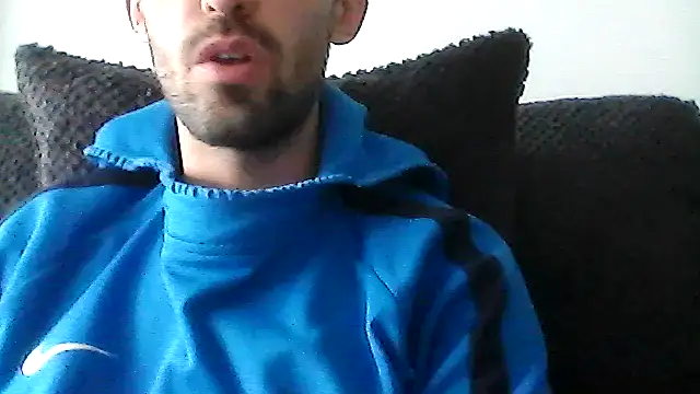 Snapshot of juju156111 chatting on 11/09/25, 10:35 juju156111 online show from 11/09/25, 10:35