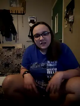 Snapshot of ZeTurtleMaster chatting on 12/22/24, 03:55 ZeTurtleMaster online show from 12/22/24, 03:55