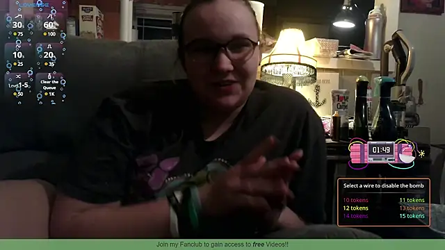 Snapshot of ZeTurtleMaster chatting on 02/26/25, 12:27 ZeTurtleMaster online show from 02/26/25, 12:27