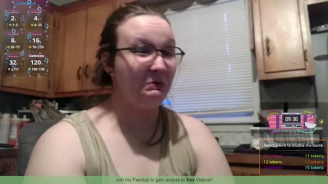 Snapshot of ZeTurtleMaster chatting on 03/03/25, 11:56 ZeTurtleMaster online show from 03/03/25, 11:56