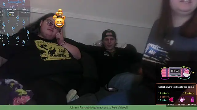 Snapshot of ZeTurtleMaster chatting on 03/09/25, 10:41 ZeTurtleMaster online show from 03/09/25, 10:41