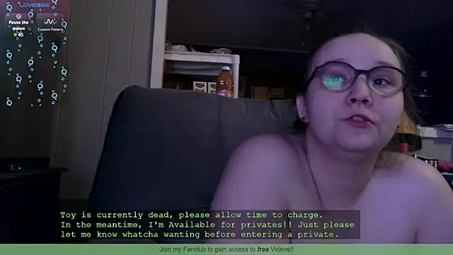 Snapshot of ZeTurtleMaster chatting on 03/19/25, 03:52 ZeTurtleMaster online show from 03/19/25, 03:52