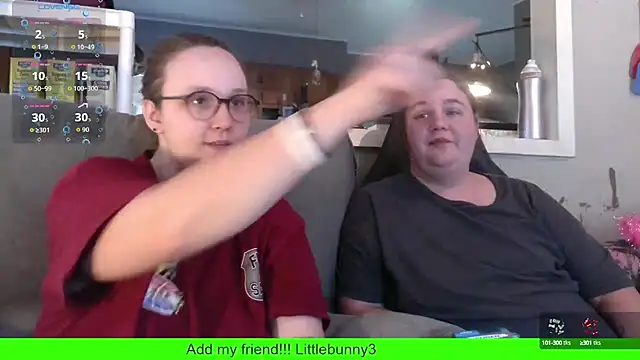 Snapshot of ZeTurtleMaster chatting on 09/09/25, 10:09 ZeTurtleMaster online show from 09/09/25, 10:09