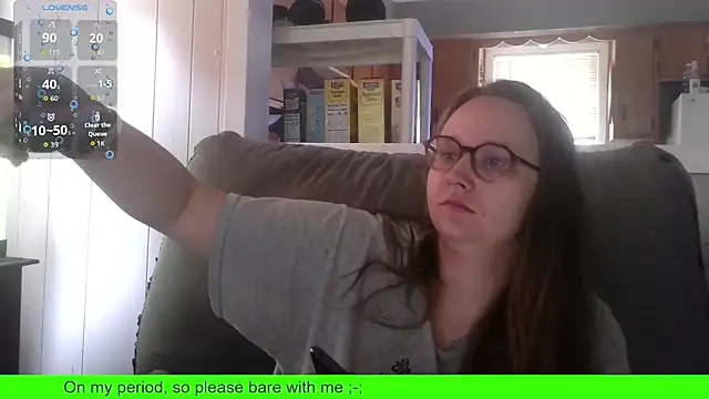 Snapshot of ZeTurtleMaster chatting on 09/20/25, 03:24 ZeTurtleMaster online show from 09/20/25, 03:24