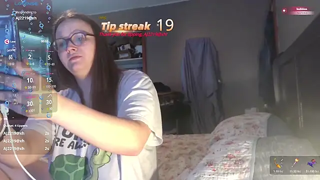 Snapshot of ZeTurtleMaster chatting on 11/07/25, 06:19 ZeTurtleMaster online show from 11/07/25, 06:19