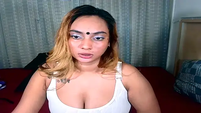 Snapshot of sexyindianchic chatting on 12/04/25, 09:12 sexyindianchic online show from 12/04/25, 09:12