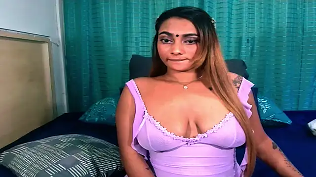 Snapshot of sexyindianchic chatting on 06/10/26, 08:02 sexyindianchic online show from 06/10/26, 08:02