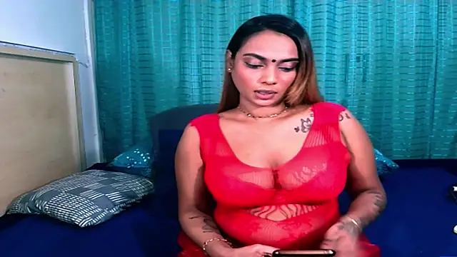 Snapshot of sexyindianchic chatting on 06/10/26, 09:25 sexyindianchic online show from 06/10/26, 09:25