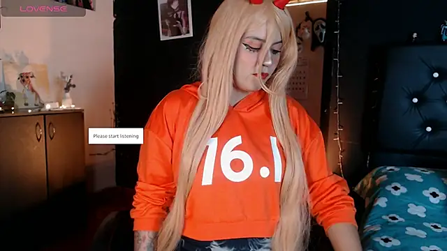 Snapshot of aprildoll chatting on 03/05/25, 03:51 aprildoll online show from 03/05/25, 03:51