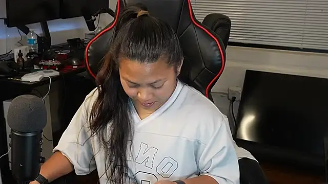 Bubbleliyah online show from 02/19/25, 12:03