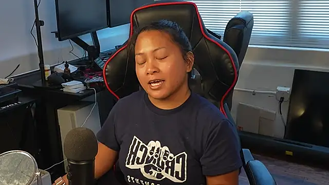 Bubbleliyah online show from 02/24/25, 06:15