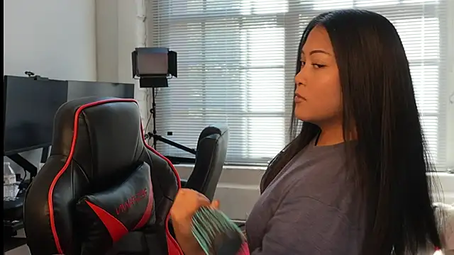 Bubbleliyah online show from 04/01/26, 01:41