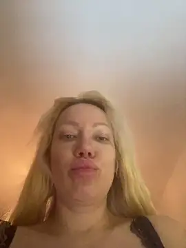 SofiaJoy online show from 10/27/25, 08:46