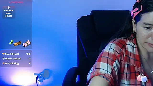 Snapshot of spicey_latina chatting on 03/17/25, 10:28 spicey latina online show from 03/17/25, 10:28