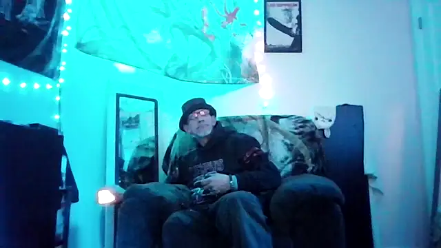 justinewe69 online show from 02/28/26, 04:35