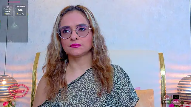 Snapshot of MarilynVega1 chatting on 07/06/26, 08:44 MarilynVega1 online show from 07/06/26, 08:44