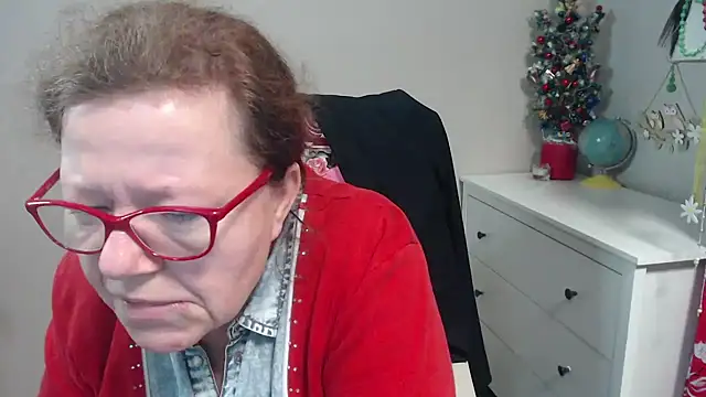 Adelewildx online show from 01/13/25, 07:54