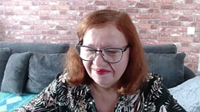 Adelewildx online show from 10/10/25, 11:09