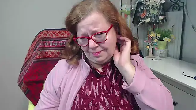 Adelewildx online show from 11/05/25, 04:01