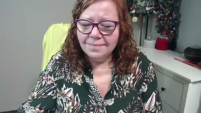 Snapshot of Adelewildx chatting on 01/15/26, 05:12 Adelewildx online show from 01/15/26, 05:12