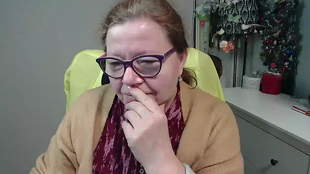 Snapshot of Adelewildx chatting on 02/03/26, 03:59 Adelewildx online show from 02/03/26, 03:59