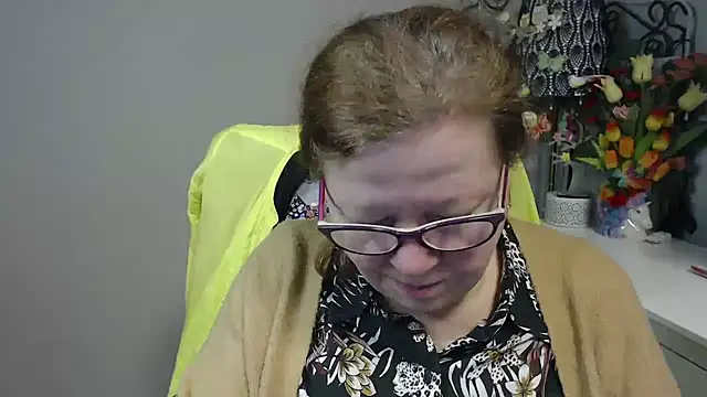 Snapshot of Adelewildx chatting on 02/04/26, 04:07 Adelewildx online show from 02/04/26, 04:07