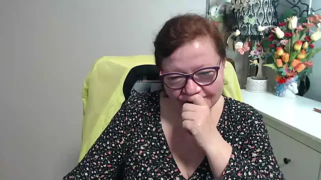 Snapshot of Adelewildx chatting on 02/09/26, 04:05 Adelewildx online show from 02/09/26, 04:05