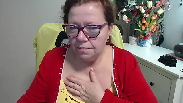 Snapshot of Adelewildx chatting on 02/17/26, 04:31 Adelewildx online show from 02/17/26, 04:31