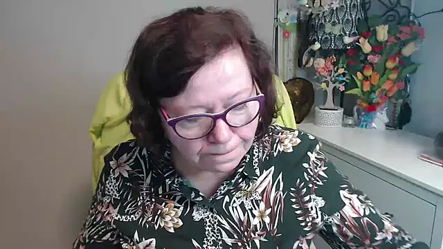 Adelewildx online show from 04/01/26, 03:51