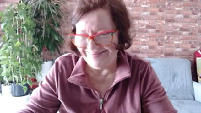 Adelewildx online show from 04/03/26, 08:34