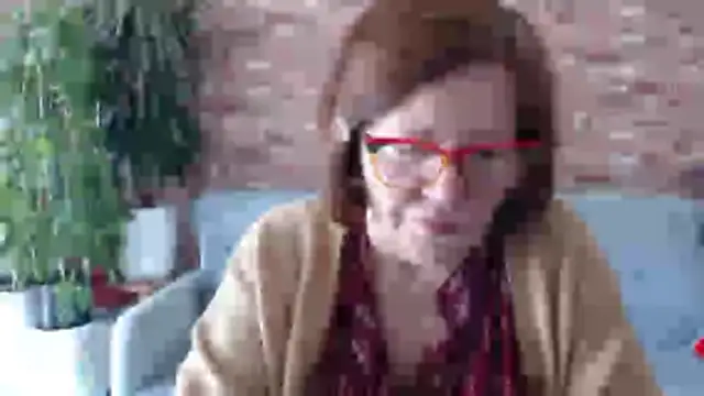 Adelewildx online show from 04/18/26, 10:19