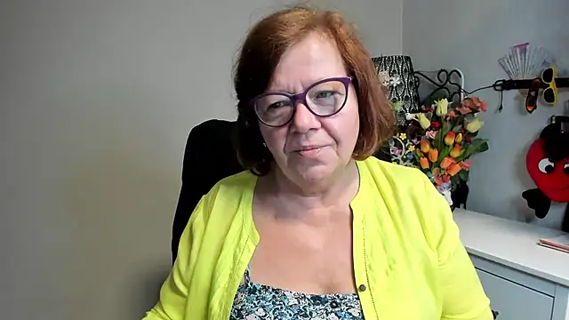 Adelewildx online show from 06/02/26, 02:24