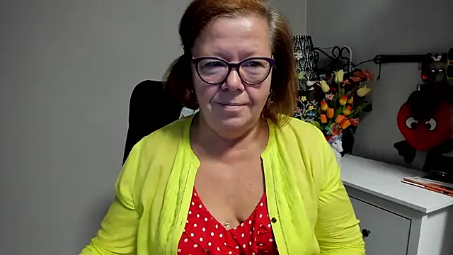 Snapshot of Adelewildx chatting on 07/15/26, 02:39 Adelewildx online show from 07/15/26, 02:39