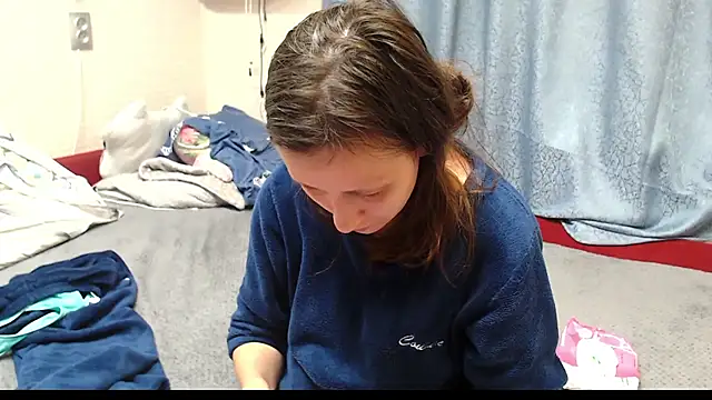 alisacucumber online show from 09/20/25, 06:42