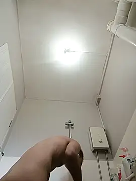 Snapshot of assluv1909 chatting on 11/15/25, 03:15 assluv1909 online show from 11/15/25, 03:15