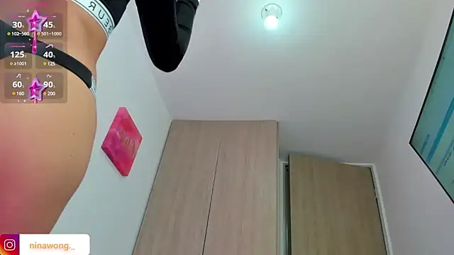 NinaWong online show from 02/28/25, 05:04