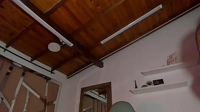 Snapshot of mister_miike chatting on 03/02/25, 06:16 mister miike online show from 03/02/25, 06:16