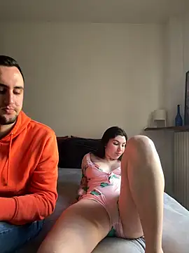 couplepenetration online show from 03/07/25, 12:23