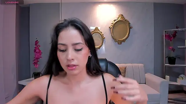 Snapshot of BrennaWalker chatting on 02/27/25, 03:14 BrennaWalker online show from 02/27/25, 03:14