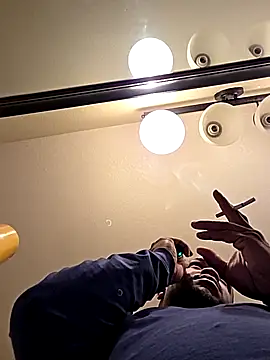 Oakcliffjacker online show from 10/31/25, 11:28