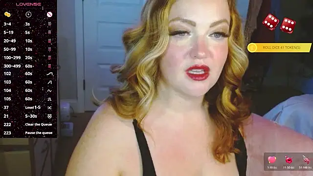 Snapshot of Cateycakes chatting on 10/25/25, 12:02 Cateycakes online show from 10/25/25, 12:02